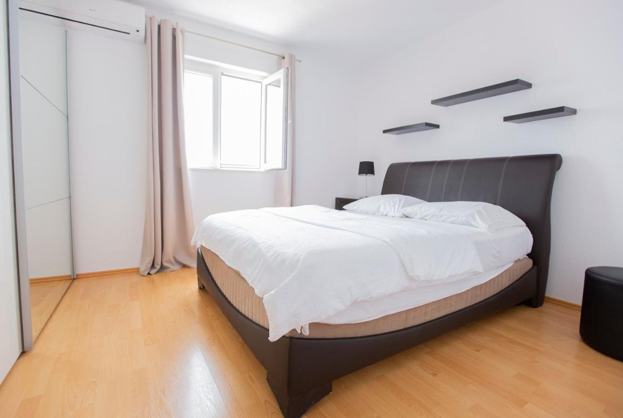 Guesthouse Seaview Brela Bagian luar foto